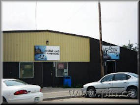 pizza arcade and laundry