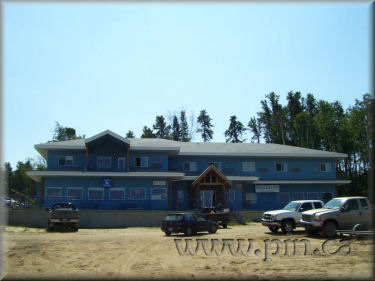 Shorebird Inn, for sale by owner, Tobin Lake, SK - www.pin.ca/sask/08-0710